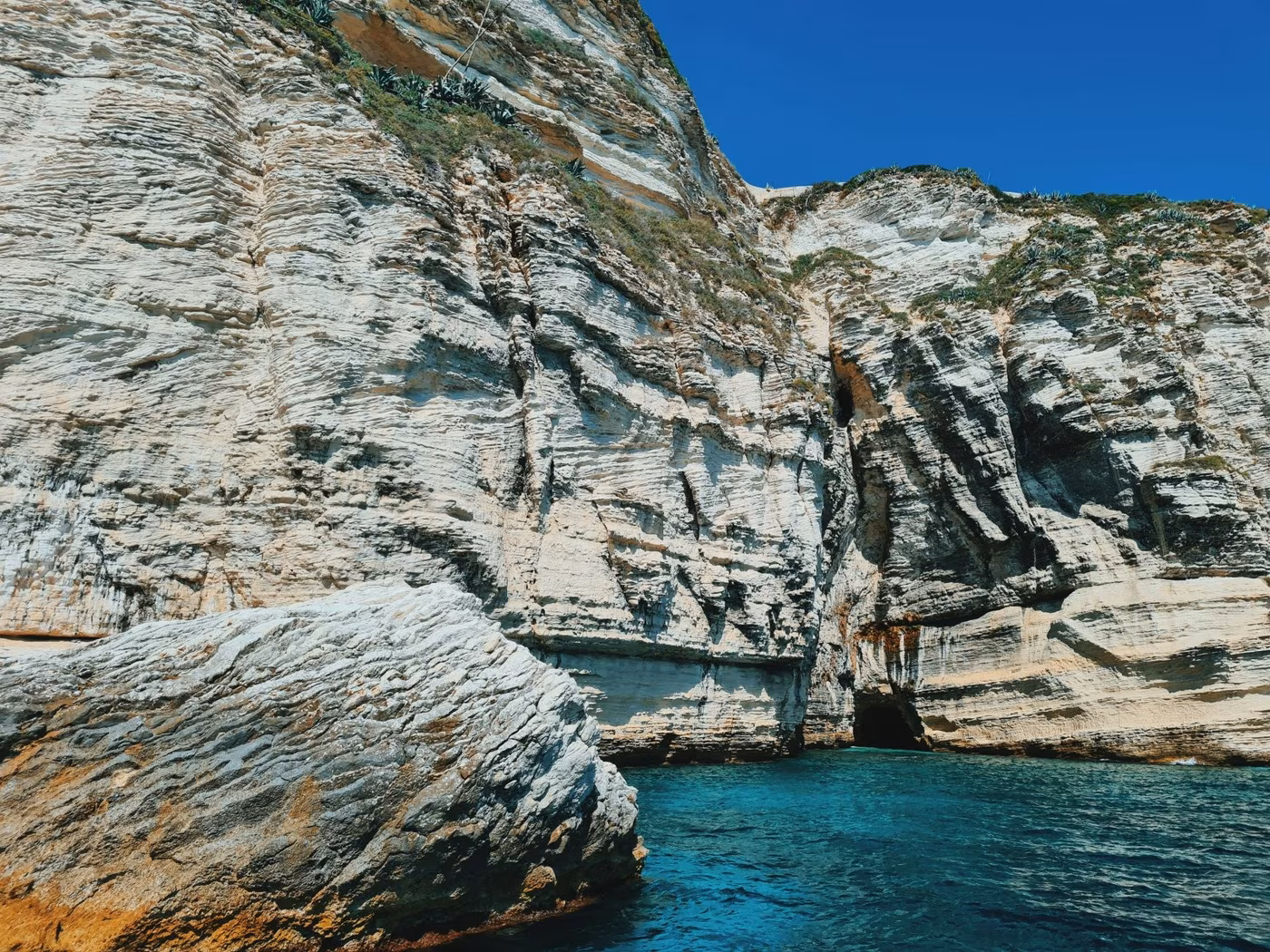 Capo Palinuro: il giro delle grotte in barca