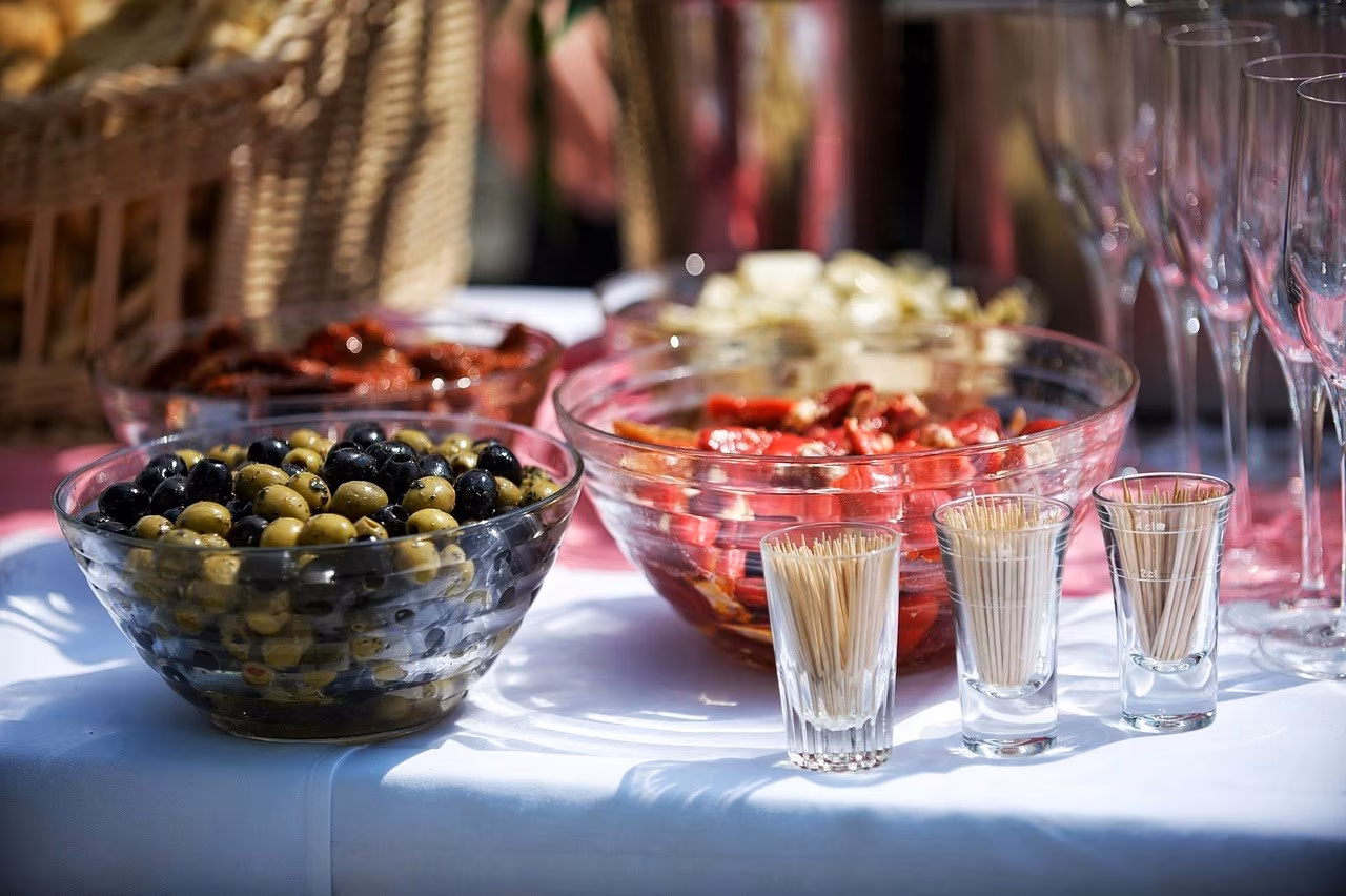 Il catering in Costiera: cosa aspettarsi e cosa chiedere