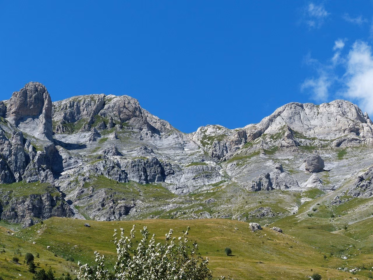 Il Monte Faito da Vico Equense: funivia e sentieri