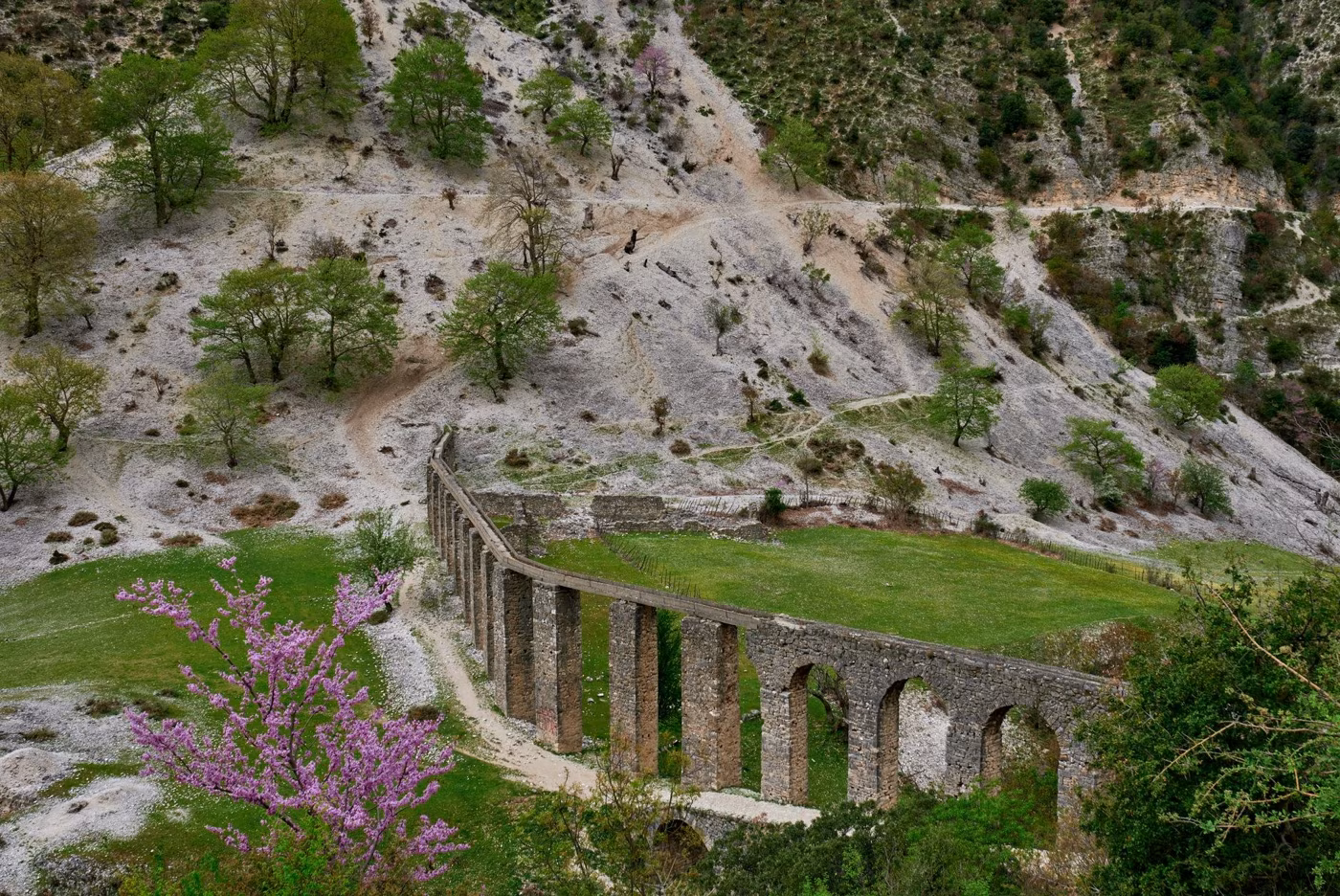 L'acquedotto del Serino e i cunicoli sotto la città