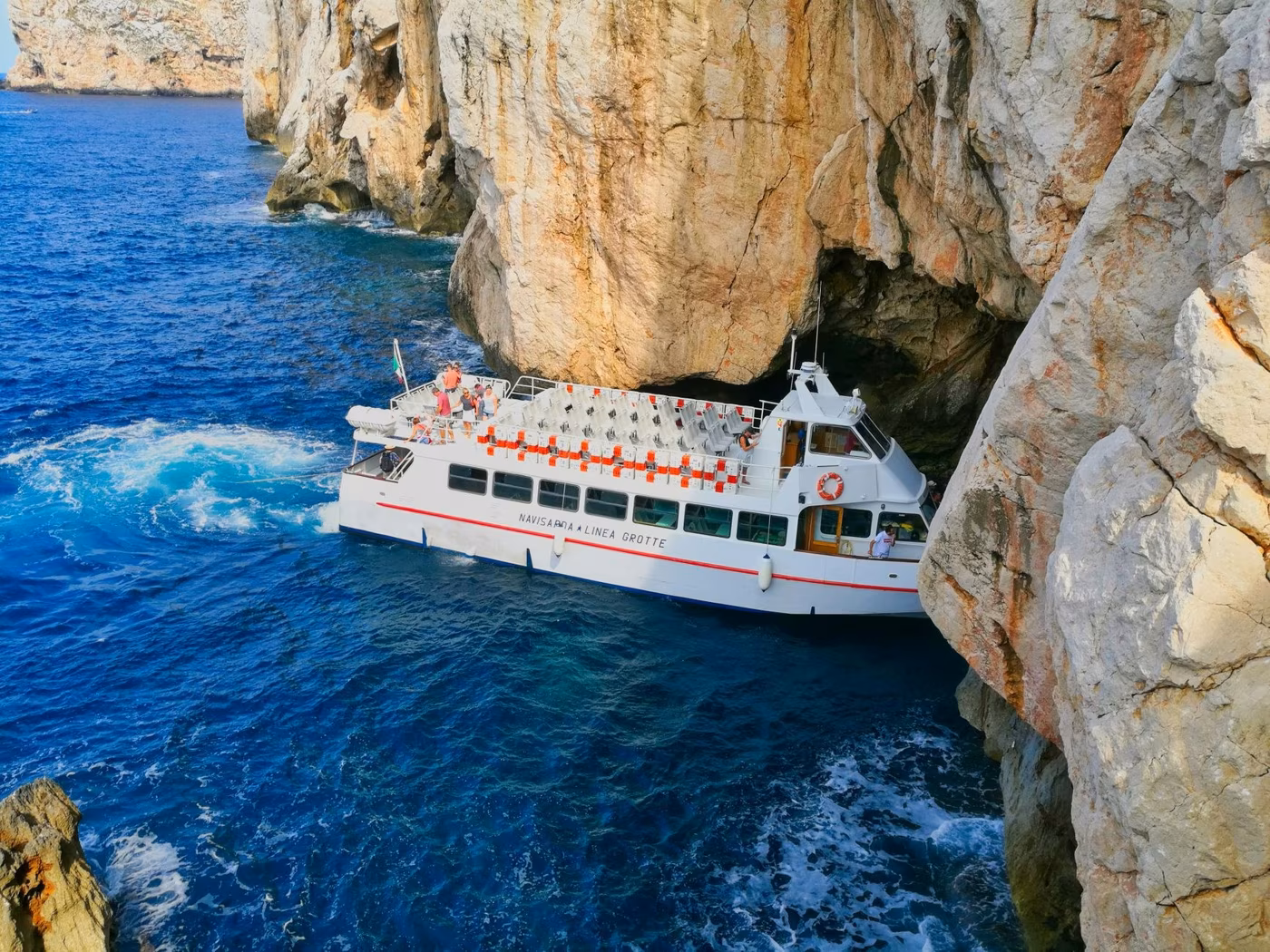 La Grotta Azzurra di Palinuro e il giro delle grotte