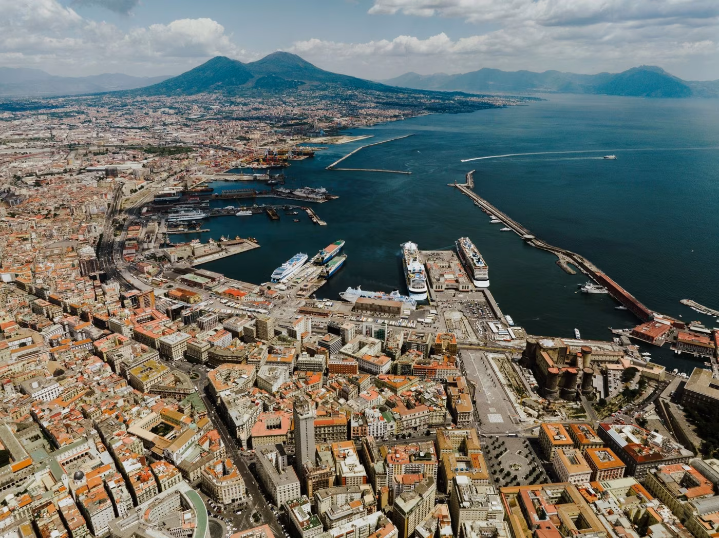 Napoli è pericolosa? Guida pratica alla sicurezza