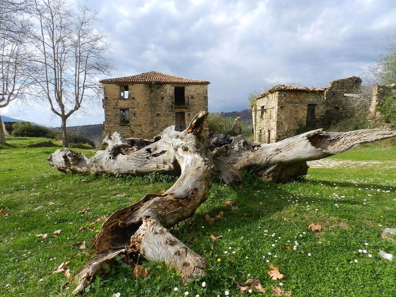 Roscigno Vecchia: il paese fantasma